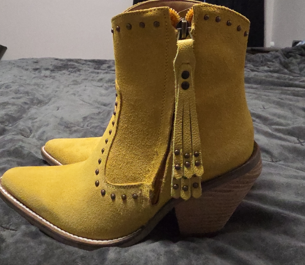 Dingo Mustard Ankle Boots with Studded Detail - Picture 4 of 10